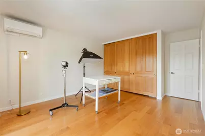 2565 Dexter Avenue N #103, Seattle, WA 98109 - Photo 21