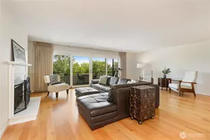 2565 Dexter Ave N, Seattle, WA 98109 - Photo 9