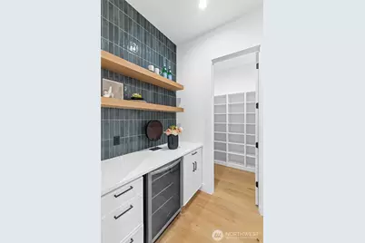 218 163rd Place SE, Bellevue, WA 98008 - Photo 7