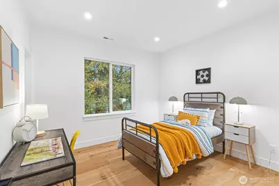 218 163rd Place SE, Bellevue, WA 98008 - Photo 31