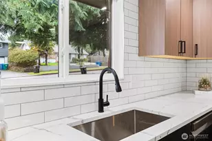 8418 31st Ave SW, Seattle, WA 98126 - Photo 9