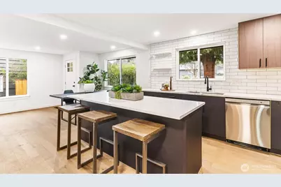 8418 31st Avenue SW, Seattle, WA 98126 - Photo 11