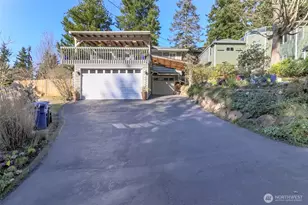 2424 SW 152nd St, Burien, WA 98166 - Photo 3