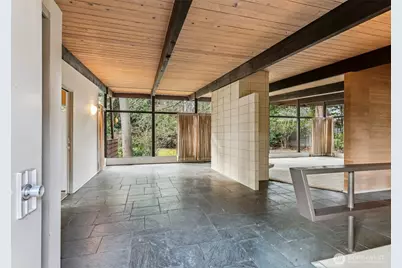 7832 NE 32nd Street, Medina, WA 98039 - Photo 7