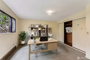 7832 NE 32nd St, Medina, WA 98039 - Photo 23