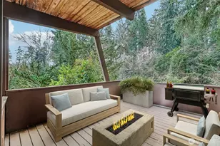 7832 NE 32nd St, Medina, WA 98039 - Photo 11