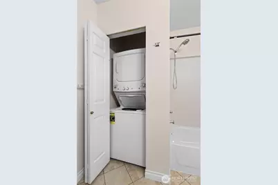 14714 Admiralty Way #B102, Lynnwood, WA 98087 - Photo 19