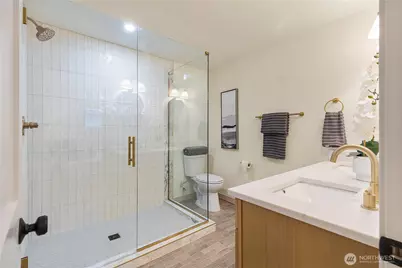 9506 18th Avenue NW, Seattle, WA 98117 - Photo 17