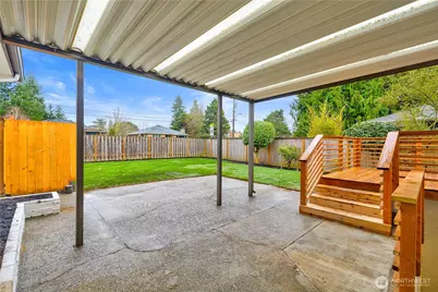 9506 18th Avenue NW, Seattle, WA 98117 - Photo 33