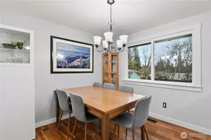 422 216th St SW, Bothell, WA 98021 - Photo 5