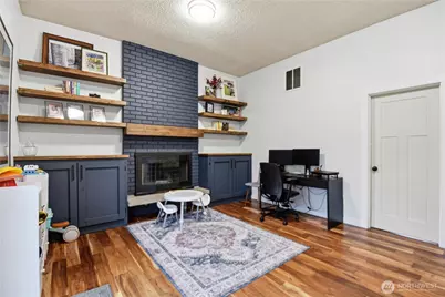 422 216th Street SW, Bothell, WA 98021 - Photo 17