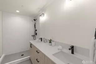 4418 Midvale Ave N, Seattle, WA 98103 - Photo 13