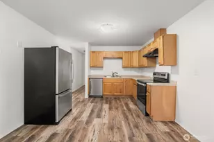 1769 SE Crawford Rd, Port Orchard, WA 98366 - Photo 7