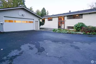 16902 28th Ave SW, Burien, WA 98166 - Photo 27