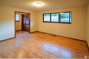 16902 28th Ave SW, Burien, WA 98166 - Photo 13