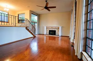 16902 28th Ave SW, Burien, WA 98166 - Photo 3