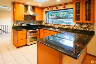 16902 28th Ave SW, Burien, WA 98166 - Photo 7