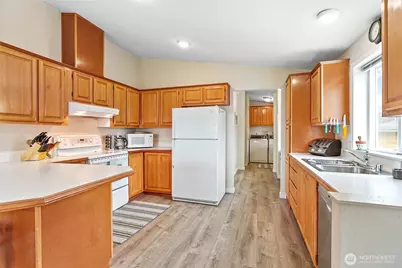 7460 Sunset Drive, Blaine, WA 98230 - Photo 13