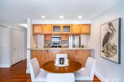 25 N Broadway Street #301, Tacoma, WA 98403 - Photo 7