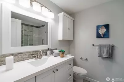 25 N Broadway Street #301, Tacoma, WA 98403 - Photo 17