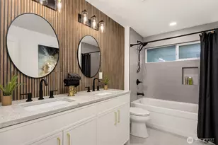 3702 W Fulton St, Seattle, WA 98199 - Photo 33