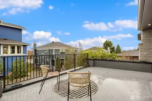 3702 W Fulton St, Seattle, WA 98199 - Photo 37