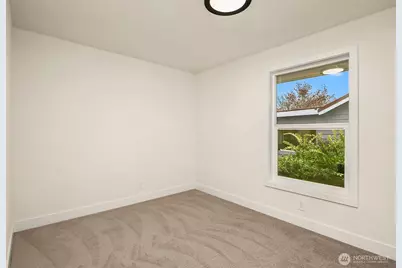 2032 NE 123rd Street, Seattle, WA 98125 - Photo 15
