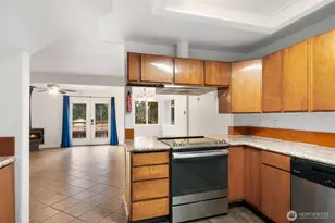 371 E Lakeshore Dr W, Shelton, WA 98584 - Photo 11