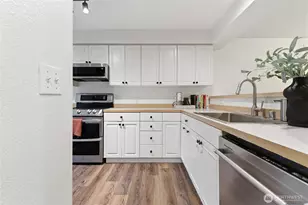 2300 Jefferson Ave NE, Renton, WA 98056 - Photo 5