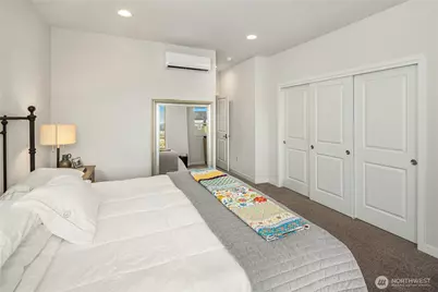 1027 6th Walk NE, Issaquah, WA 98029 - Photo 13