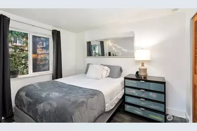 4831 Fauntleroy Way SW #206, Seattle, WA 98116 - Photo 9