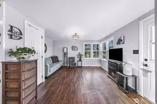 208 9th St, Lynden, WA 98264 - Photo 3