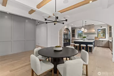 10789 SE 10th Street, Bellevue, WA 98004 - Photo 11