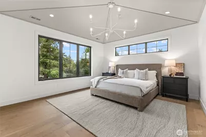 10789 SE 10th Street, Bellevue, WA 98004 - Photo 15