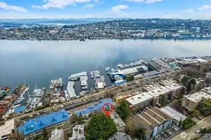 2401 8th Ave N, Seattle, WA 98109 - Photo 17