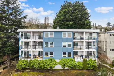 2401 8th Avenue N #202, Seattle, WA 98109 - Photo 19