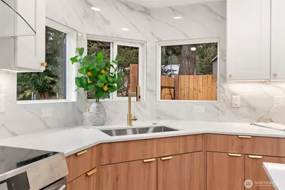 21523 146th Street E, Bonney Lake, WA 98391 - Photo 17