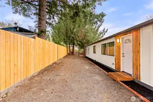 21523 146 St E, Bonney Lake, WA 98391 - Photo 7