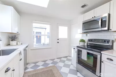 6012 40th Avenue NE, Seattle, WA 98115 - Photo 11