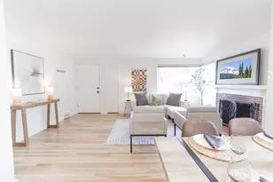 6012 40th Ave NE, Seattle, WA 98115 - Photo 5