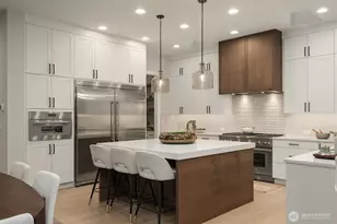 12416 94th Ave NE, Kirkland, WA 98034 - Photo 23