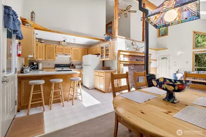 7101 Rainier Way, Glacier, WA 98244 - Photo 9