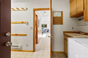 7101 Rainier Way, Glacier, WA 98244 - Photo 17