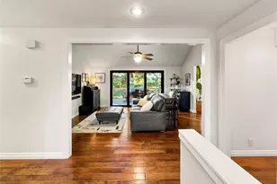 4017 239th Pl SE, Sammamish, WA 98029 - Photo 3