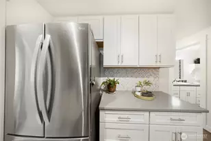 710 Kirkland Cir, Kirkland, WA 98033 - Photo 11