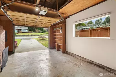 1719 Bailey Avenue, Everett, WA 98203 - Photo 31