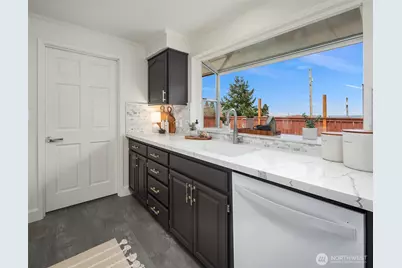 1719 Bailey Avenue, Everett, WA 98203 - Photo 17