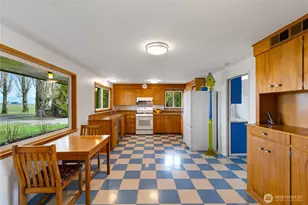 16005 La Conner Whitney Rd, La Conner, WA 98257 - Photo 9