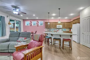 18725 145th St E, Bonney Lake, WA 98391 - Photo 15