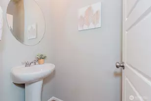 916 Baker Heights Loop, Bremerton, WA 98312 - Photo 19